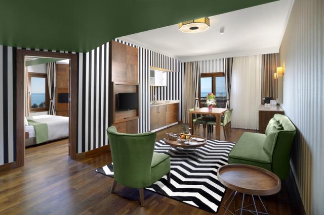 Family Suite Large 1
