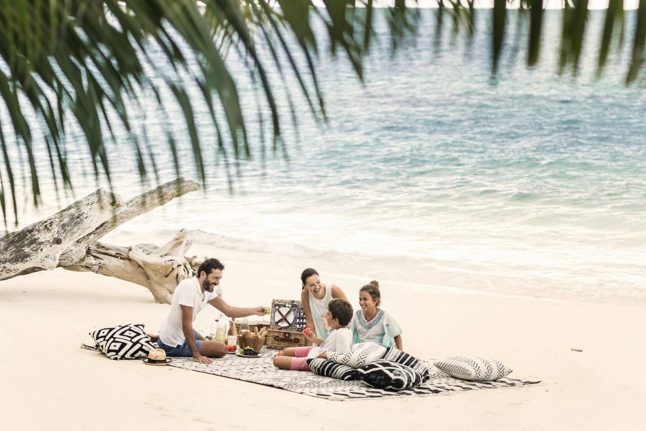 Seychelles at Desroches Island 3 (3)