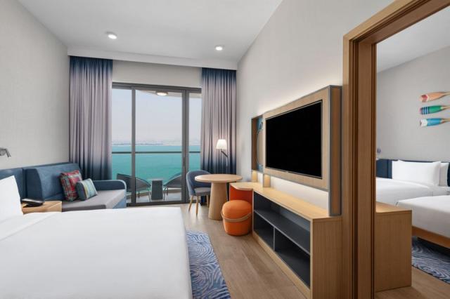 RKTMAHX_Family Connect Room with Sea View