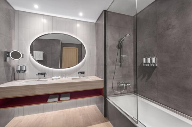 RKTMHX_Dream _ Treasure Room Bathroom