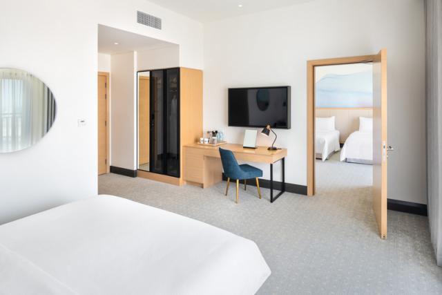 5 Sea View Family Room 1.JPG