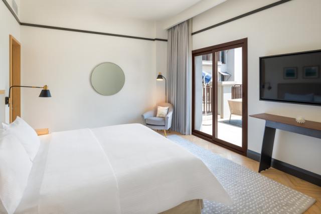 30 Grand Executive Suite 6.JPG