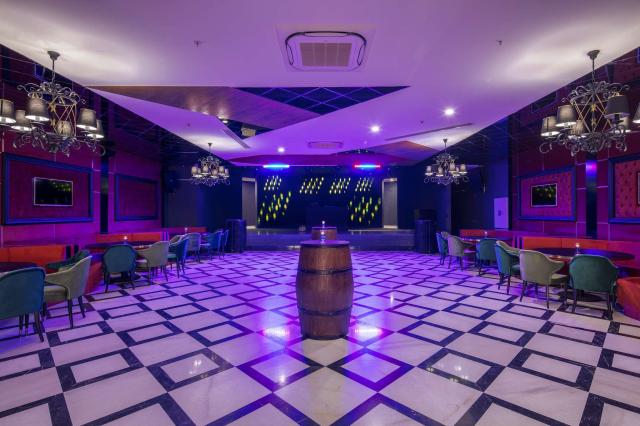luxury-beach-eglence--952