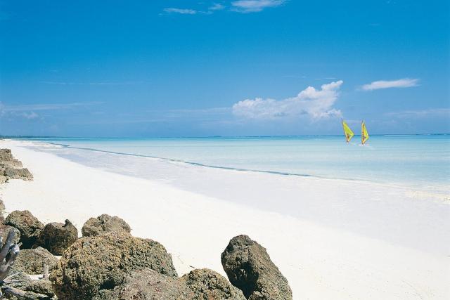 Sandies Baobab Beach 3 (1)