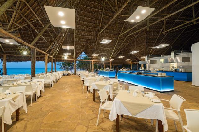 Sandies Baobab Beach 6 (2)