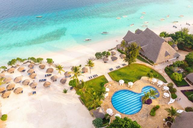 Sandies Baobab Beach 1 (5)