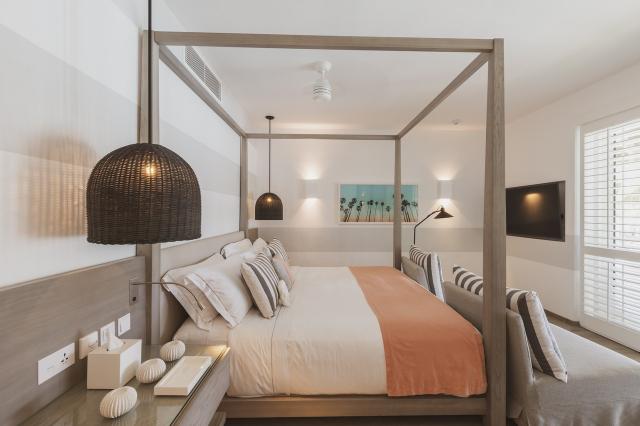 LUX Grand Gaube 12-wellJUN (1)