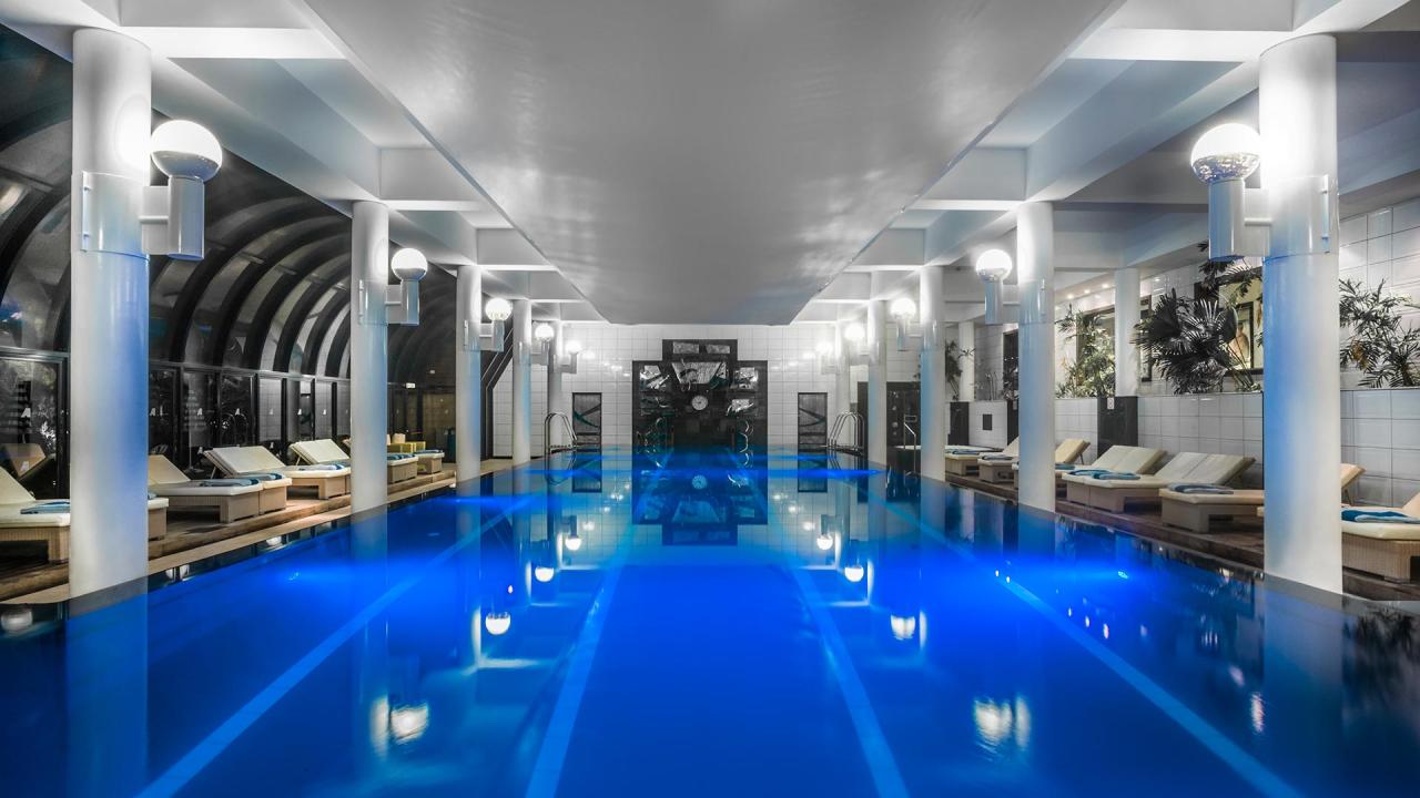 indoor-pool