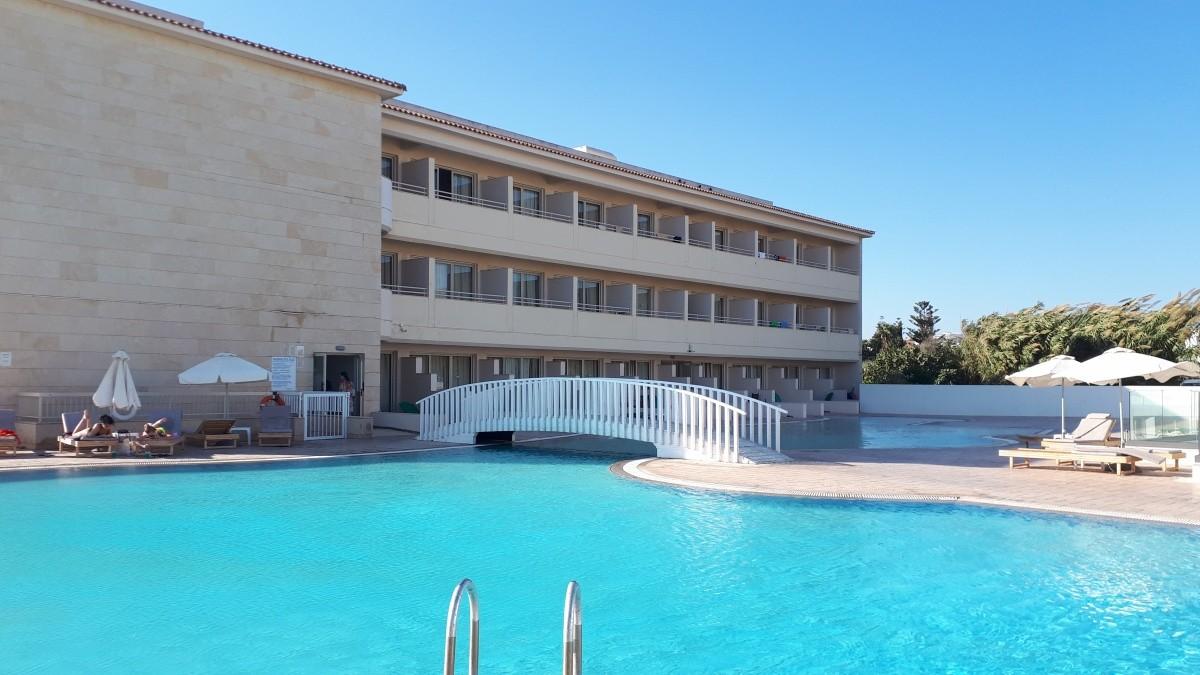 882617-piere-anne-beach