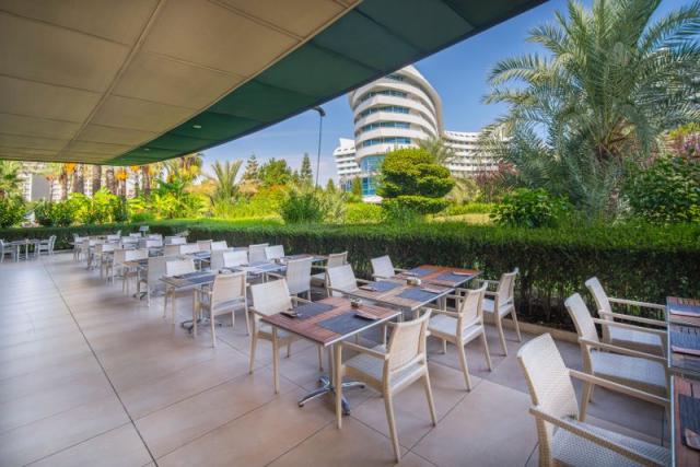 039-R-restaurant_89837468