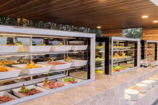 115-R-restaurant_110508939
