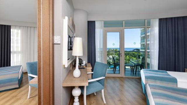 FAMILY-SUITE_4.JPG