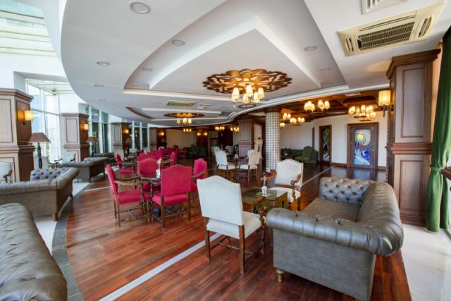 PANORAMA PUB BAR_3.JPG