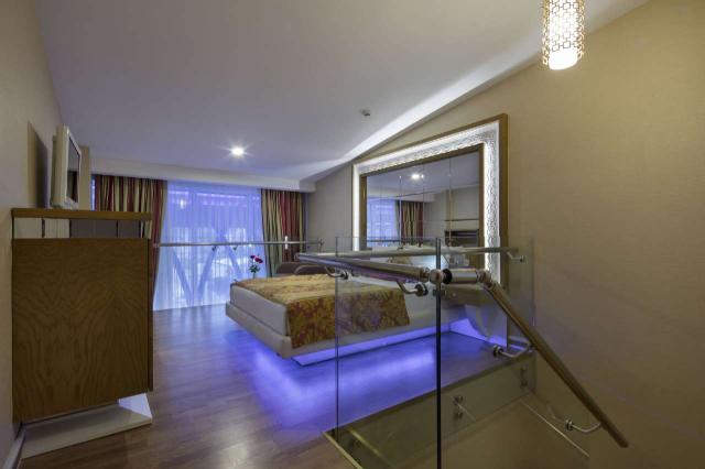 Granada Luxury Okurcalar 8 (3)