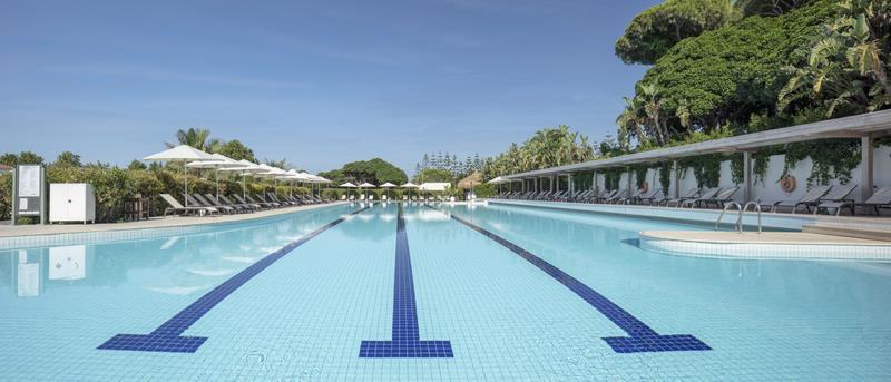 ElaExcellence_HeatedPool_2022