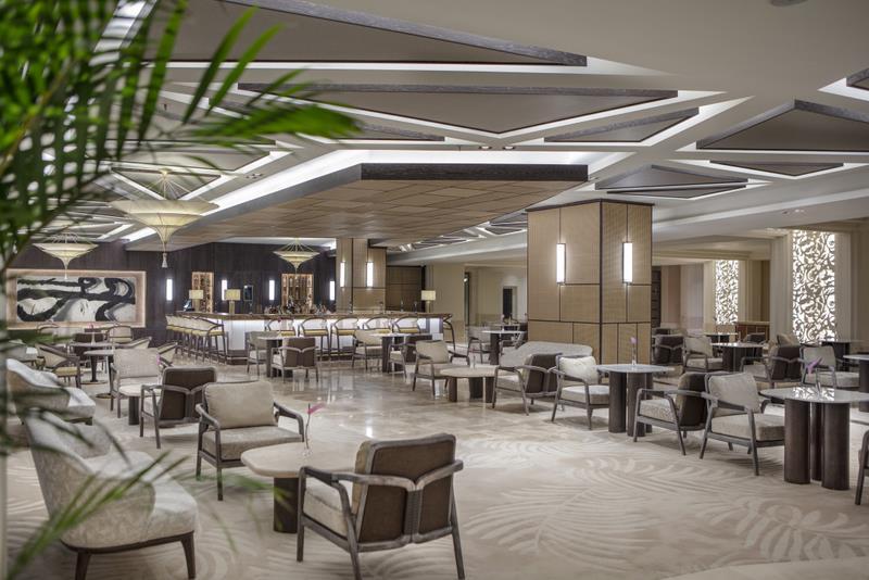 ElaExcellence_LobbyBar1_2022
