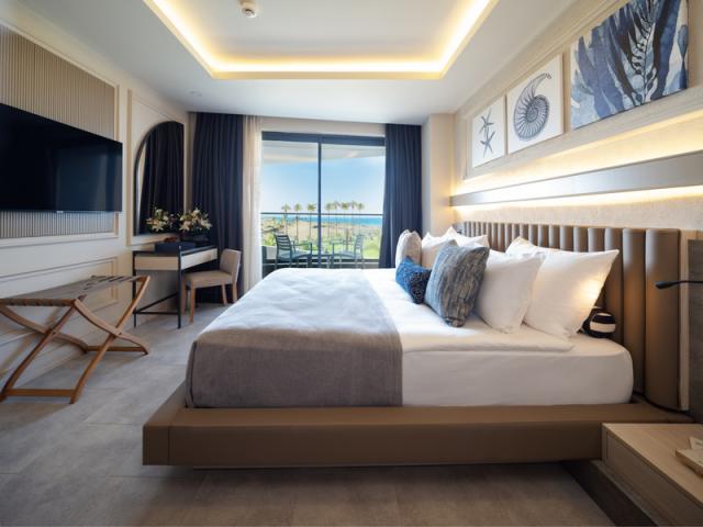 1. DELUXE SEA SIDE ROOM