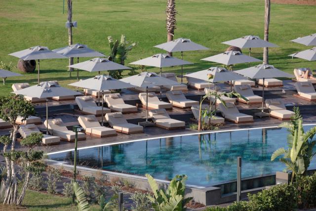 1. RELAX POOL