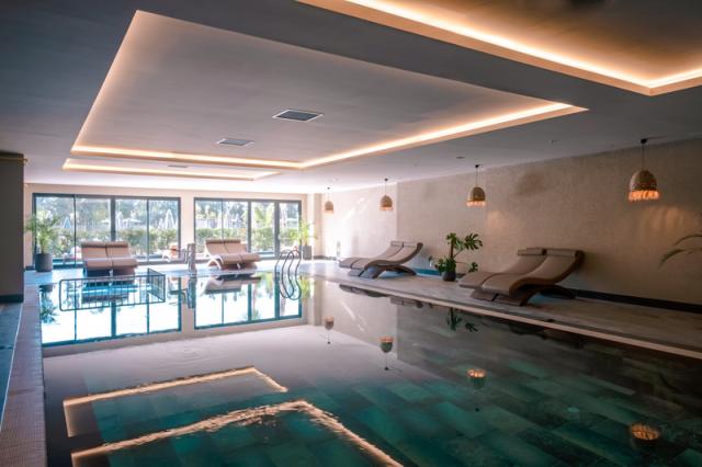 9. SENSES SPA.jpg 