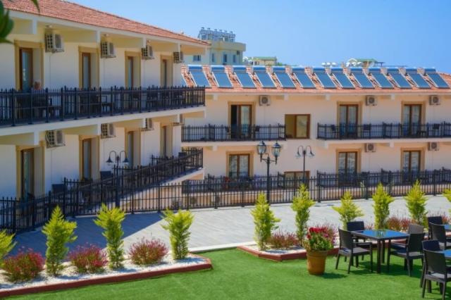premium-hotel-outside1