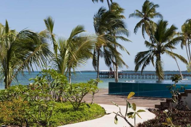Zanzibar-Residence-Zanzibar-Pool-1480