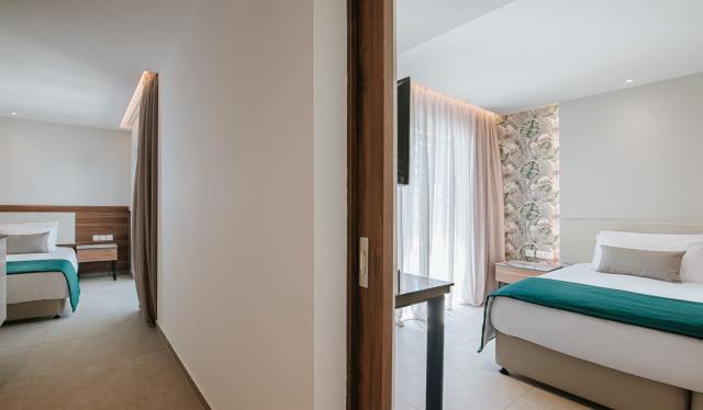 SunGarden-family rooms-4