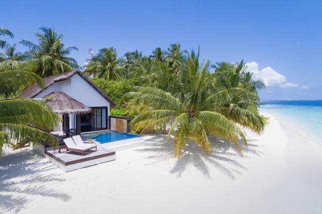 Bandos Maldives 15 Beach PV (1)