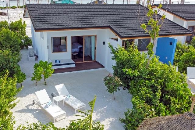 Joy Island 10-BV (1)