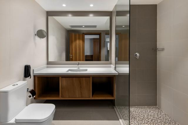 Superior Room Bathroom