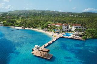 Coyaba Beach Resort & Spa & Club