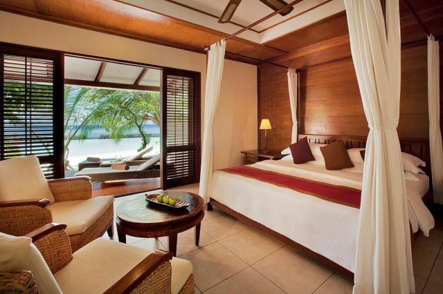 Kuramathi Island r3-beach bungalov (2)