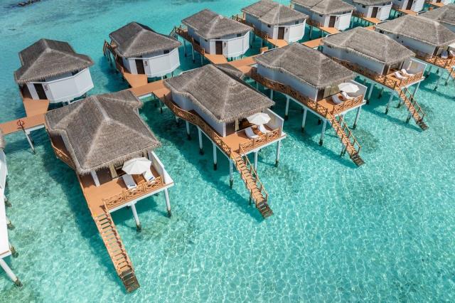Angaga Island Resort 3 (5)