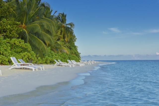 Angaga Island Resort 5 (3)