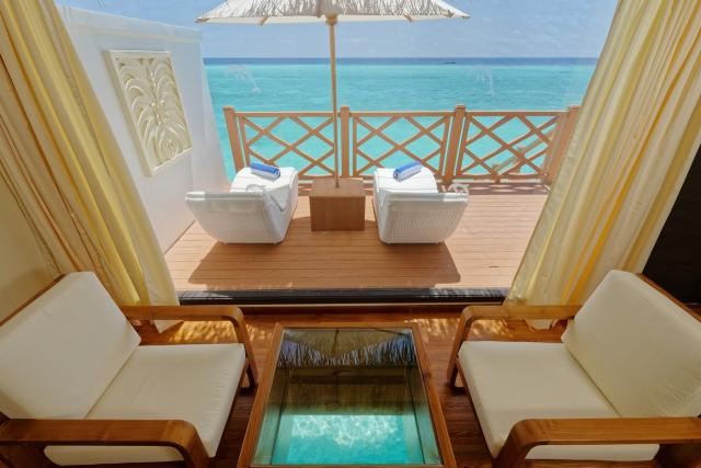 Angaga Island Resort 9 OWB (8).JPG