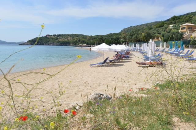 Sivota_plaz_Ag_Paraskevi03.JPG