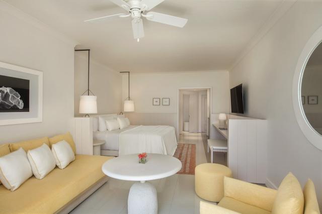 LUX Belle Mare 10-JUNsuit (3)