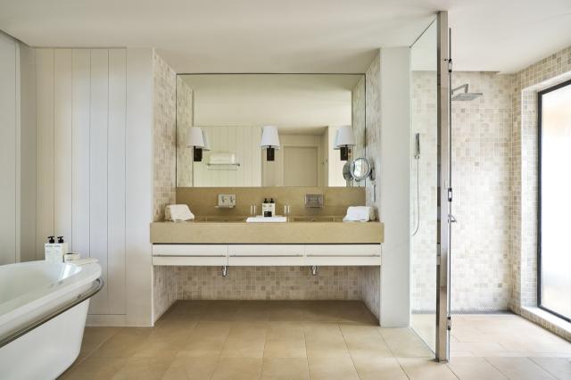 LUX Belle Mare 14-BFront (2)