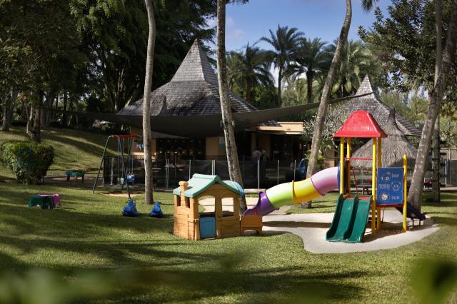 Shanti Maurice Resort 5 (1)