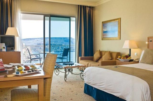Radisson Blu Resort  rooms (1).jpeg