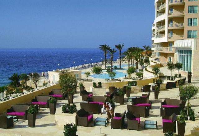 Radisson Blu Resort ext (5).jpeg