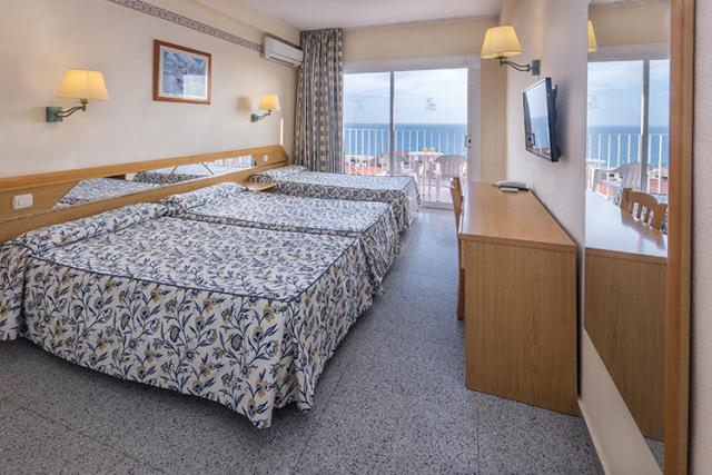CATALONIA-2019-ROOM-NEW.4049'62