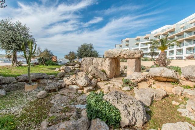 Doubletree by Hilton Malta 1 (2)