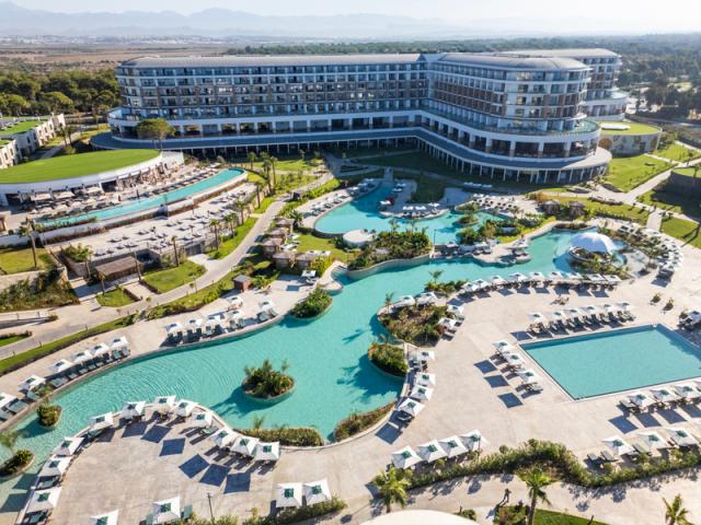 Main Pool (1)