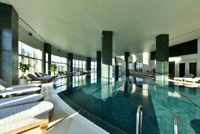 Indoor Pool (1)