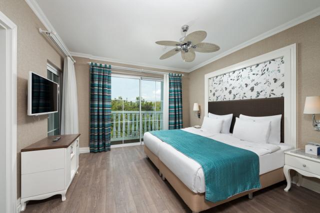Superior Suite 2nd Room 1