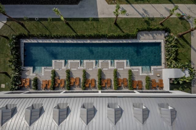 PRIVATE POOL