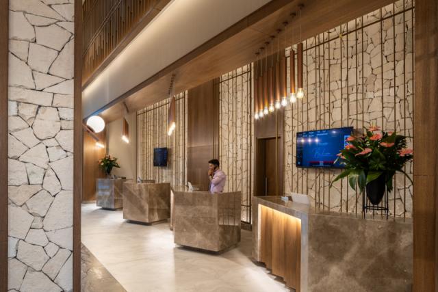 LOBBY4(1)