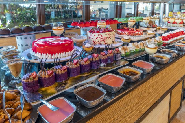 MAIN REST.BUFFET 3.JPG