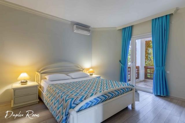 DUPLEX ROOM 2.JPG