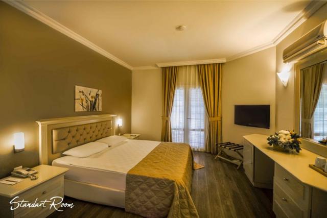 STANDARD ROOM 1.JPG